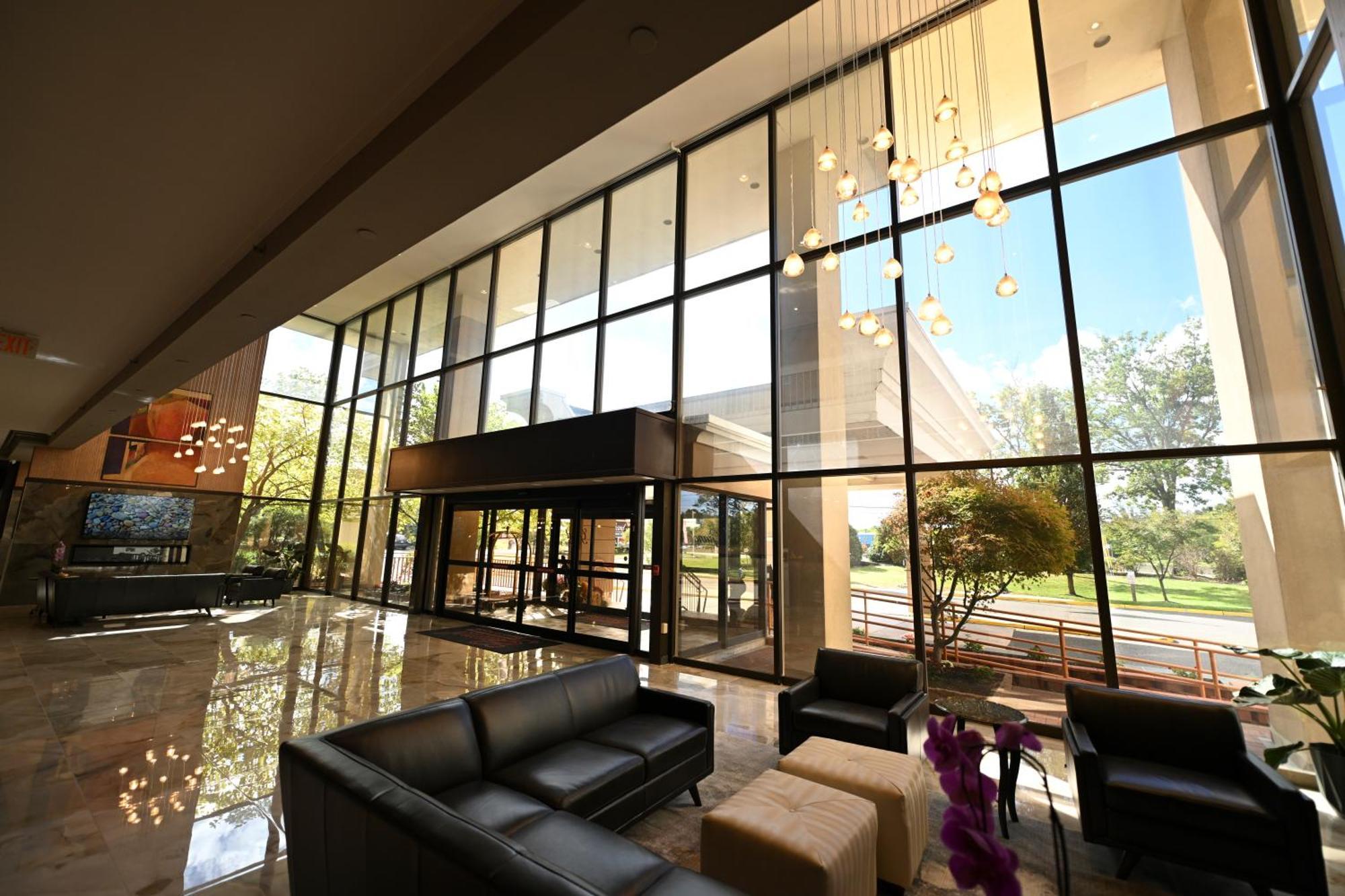Grand Resort Hotel - Mt Laurel - Philadelphia Mount Laurel Exterior foto
